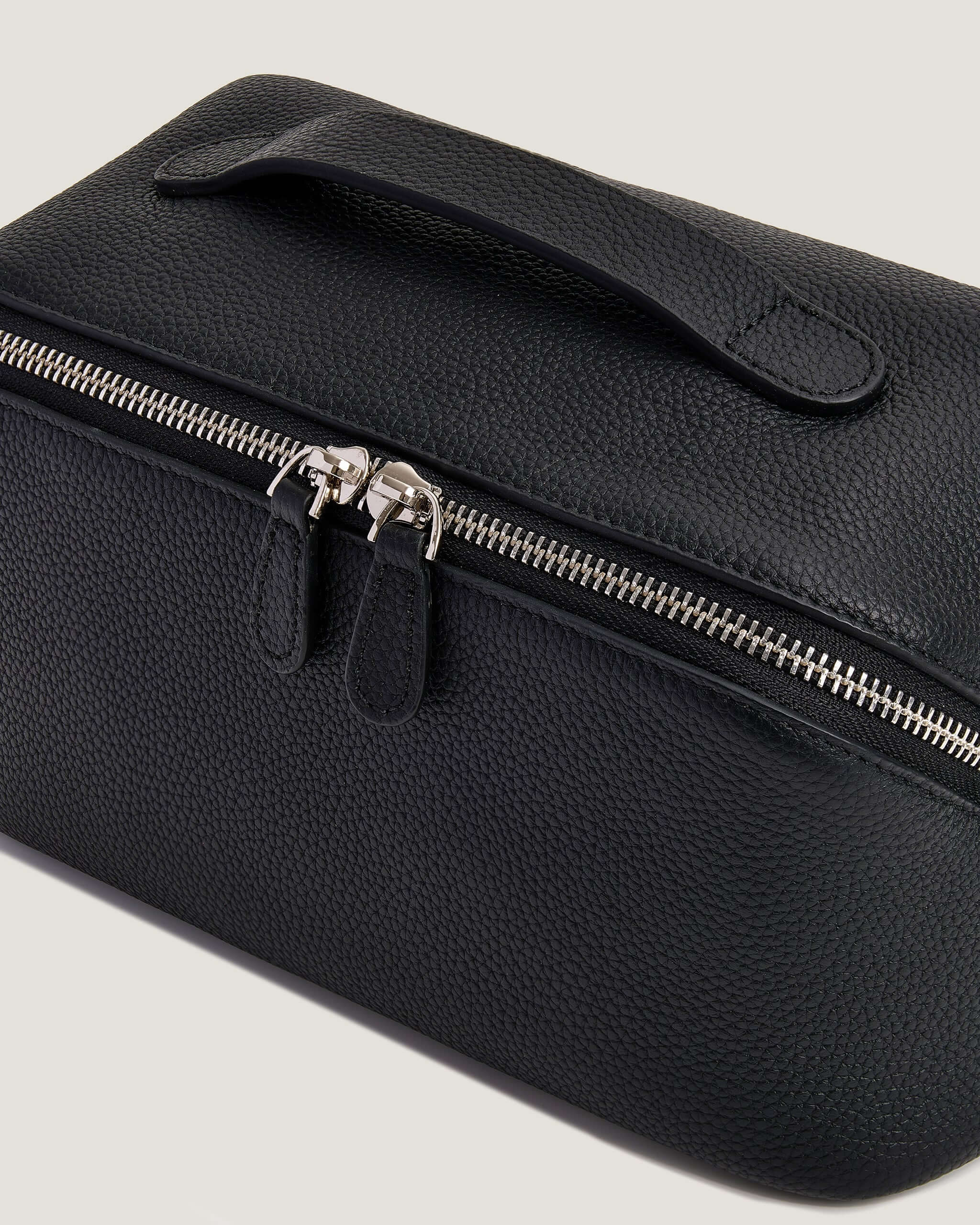 LayFlat Vanity Bag