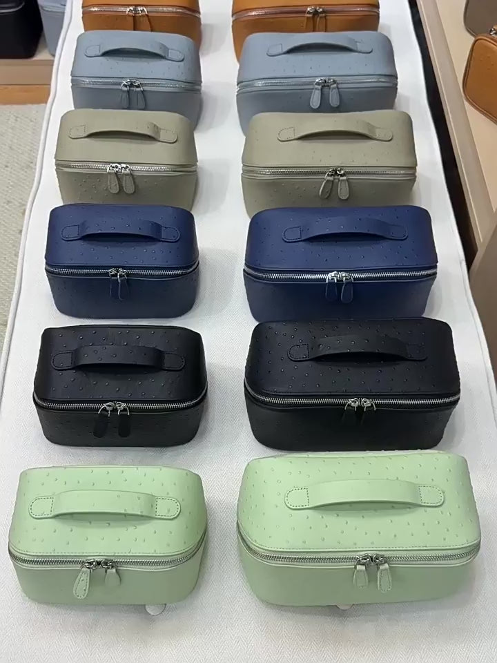 LayFlat Vanity Bag