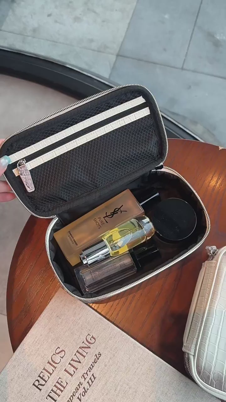 Rectangular makeup bag