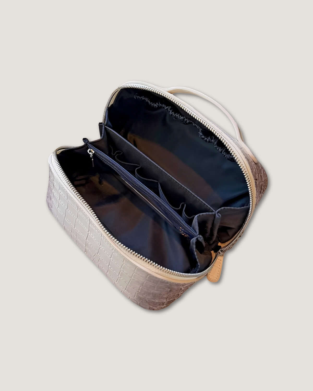 LayFlat Vanity Bag