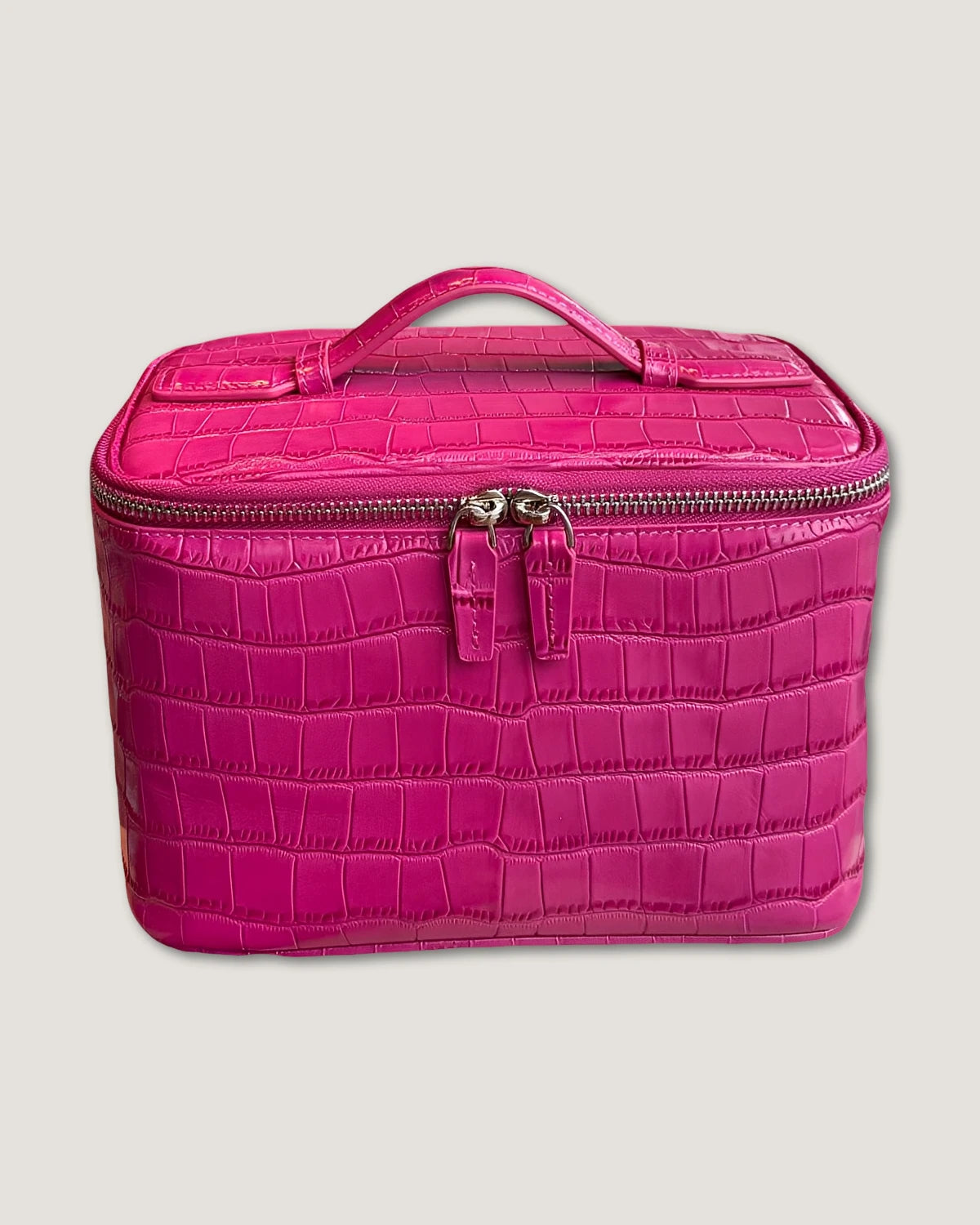 Medium Train Case