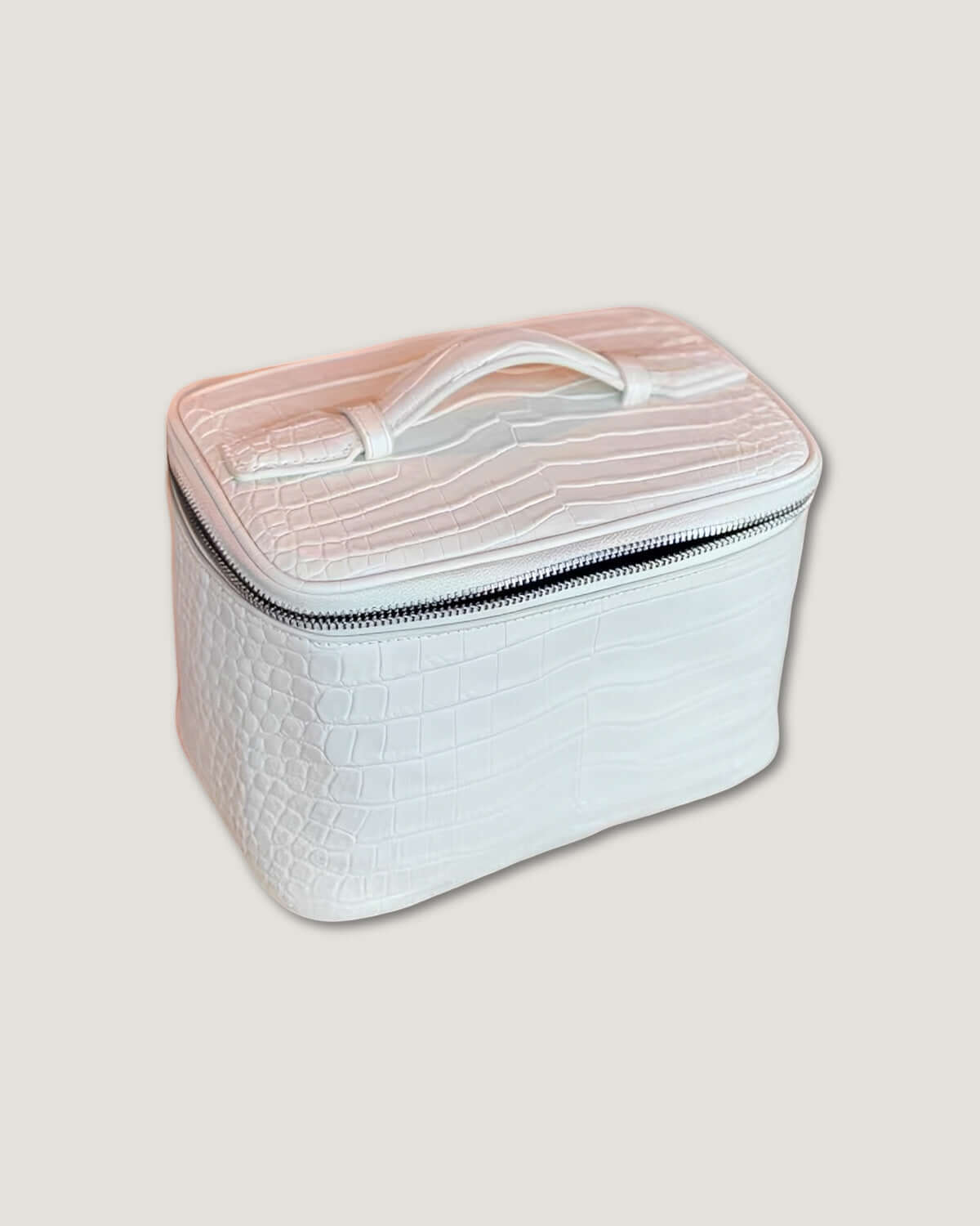 medium train case with Italian leather | Mivael