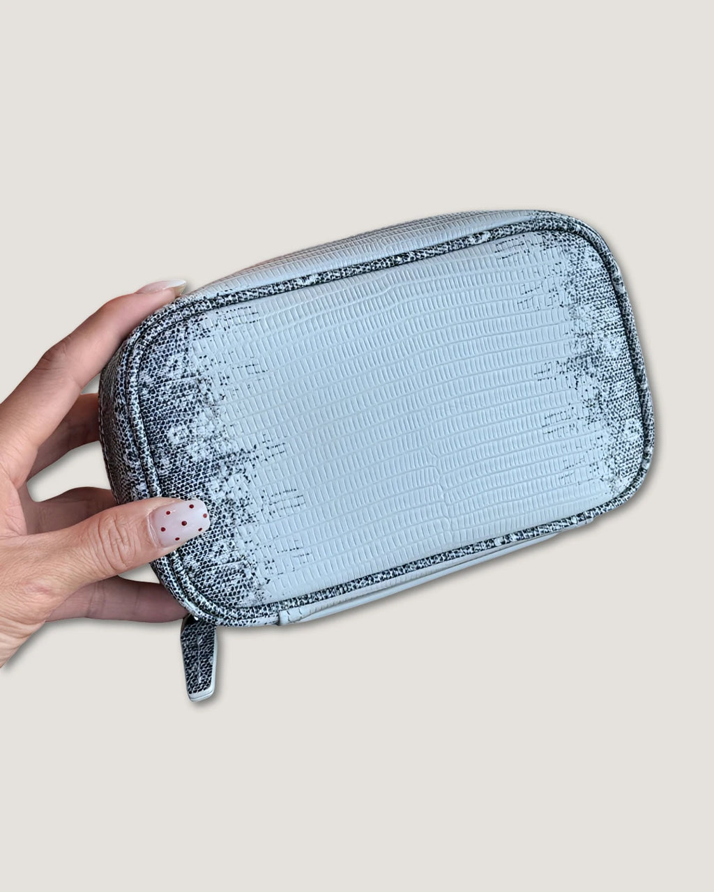 Rectangular makeup bag