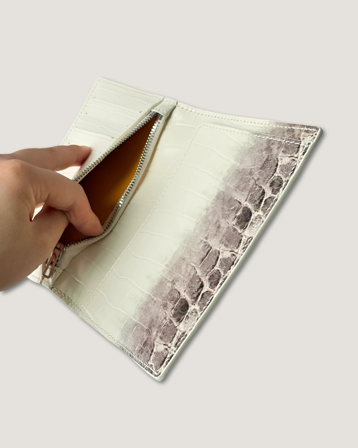 Minimalist Portable Passport Holder