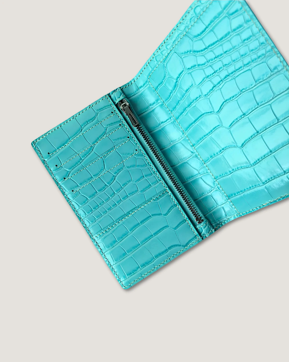 Minimalist Portable Passport Holder